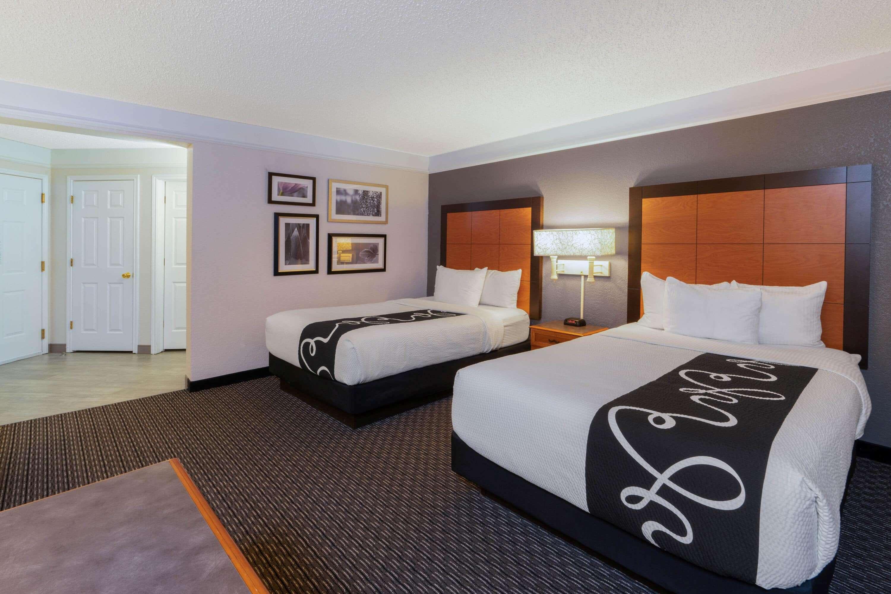 La Quinta By Wyndham Pueblo Hotel Buitenkant foto